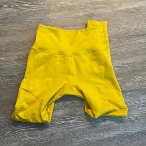 Alphalete Revivals R6 - Yellow